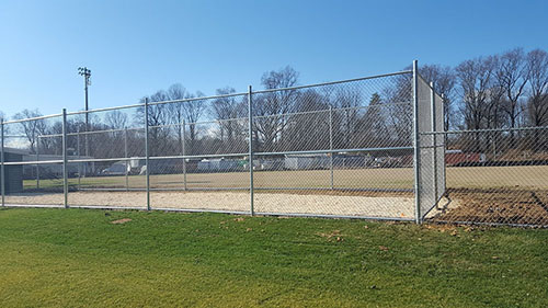 clean chain link fence